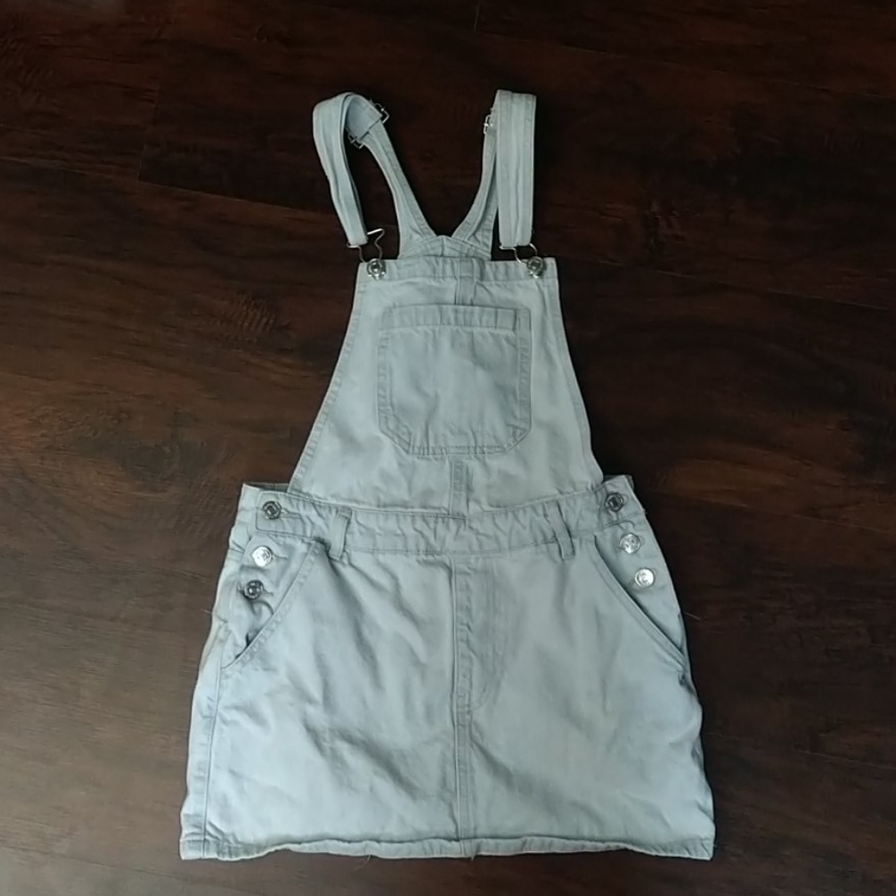 Forever 21 light blue overall dress size medium.